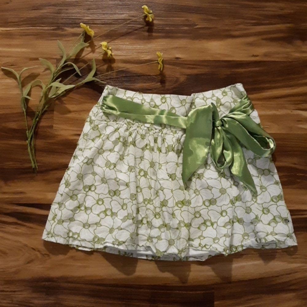 Lime green flower skirt. Size 12-14